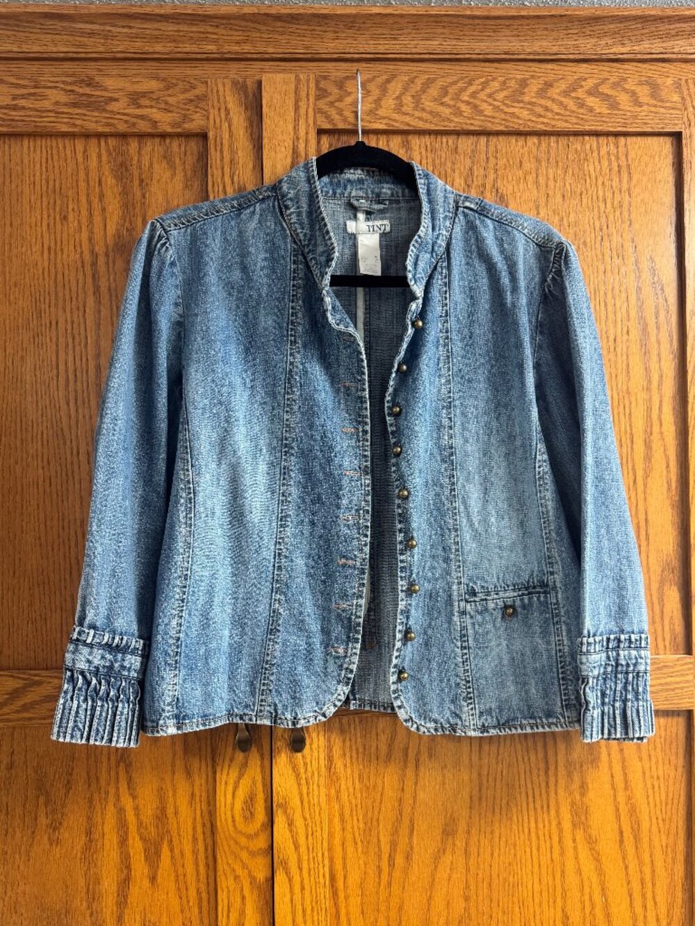 Women's Vintage TINT Blue Denim Button up Top